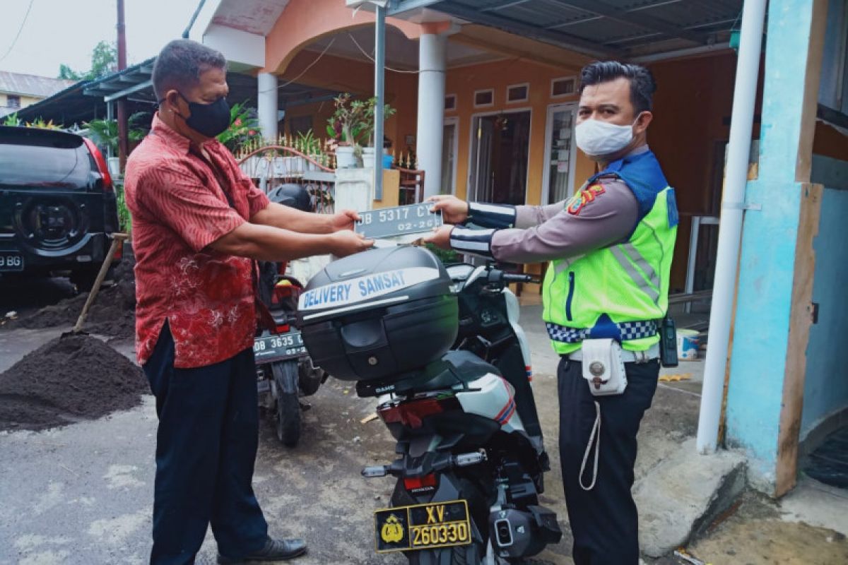 Polres Bitung lakukan inovasi layanan "Samsat Delivery"