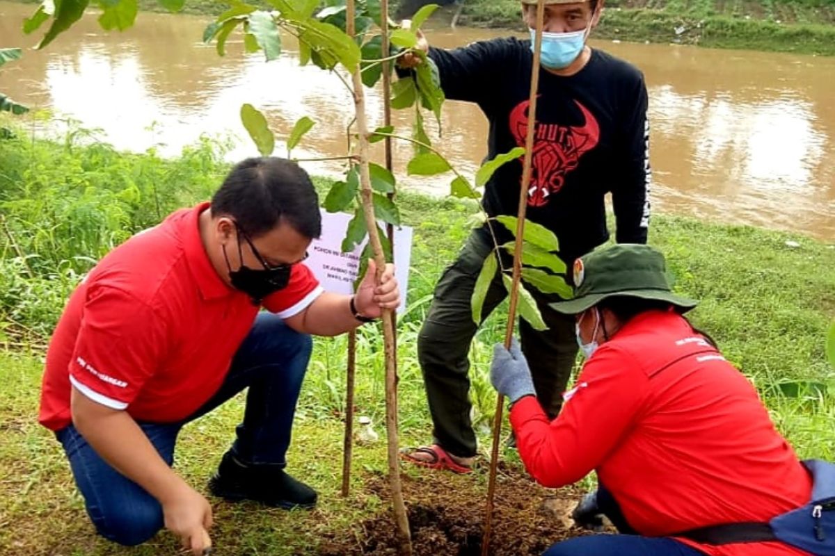 Ahmad Basarah: Bersih sungai agenda wajib PDIP seluruh Indonesia