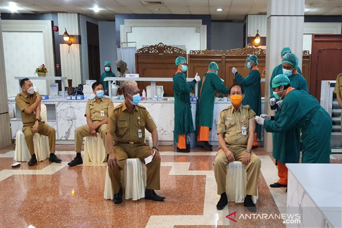 35 kepala daerah di Jawa Tengah diminta kawal percepatan vaksinasi