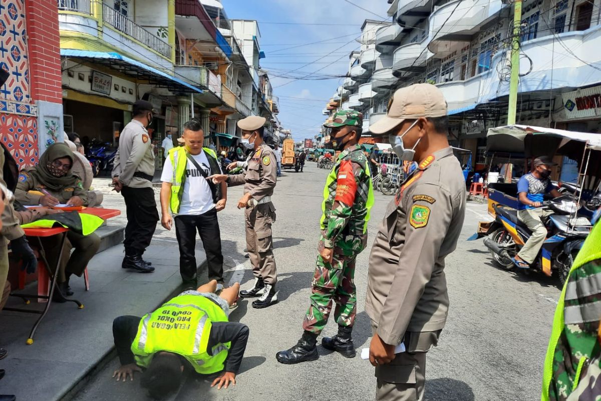 Pemkot Kupang ancam beri sanksi pidana bagi pelanggar prokes