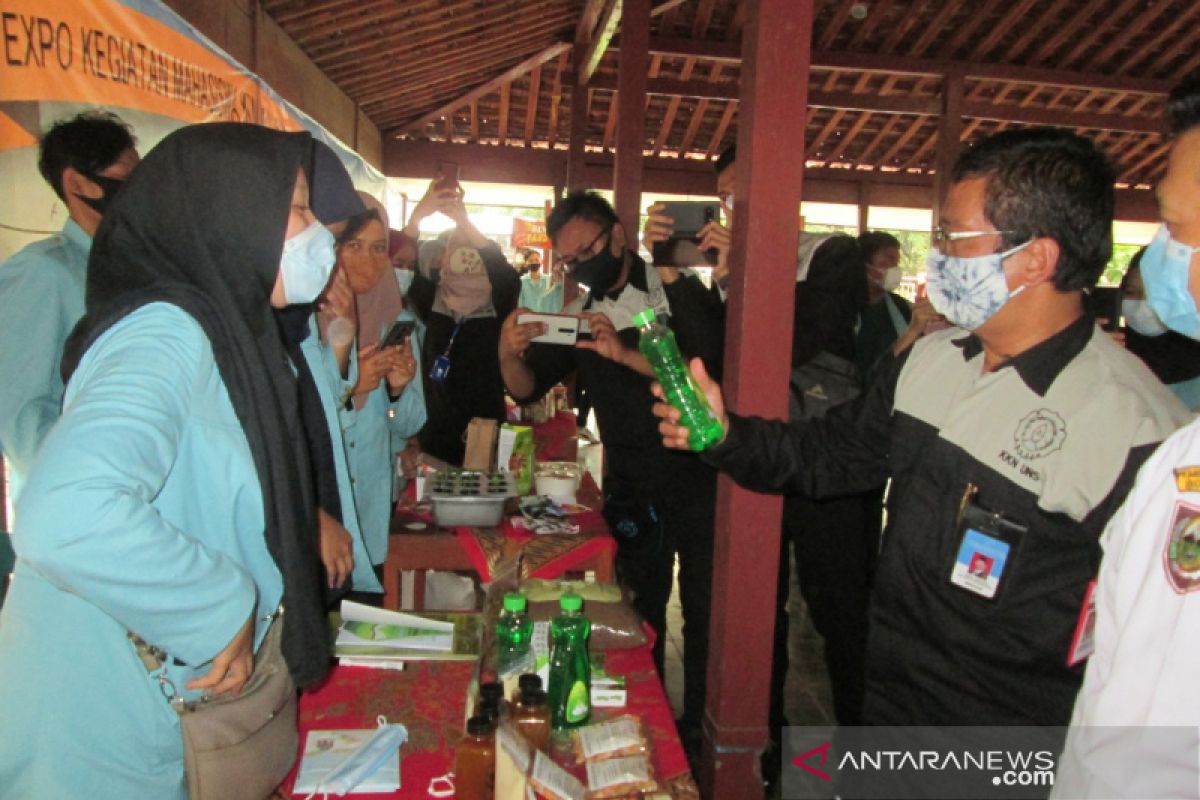 Mahasiswa berperan penting dalam pembangunan desa