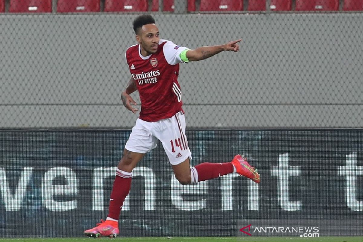 Aubameyang bawa Arsenal melaju ke 16 besar Liga Europa