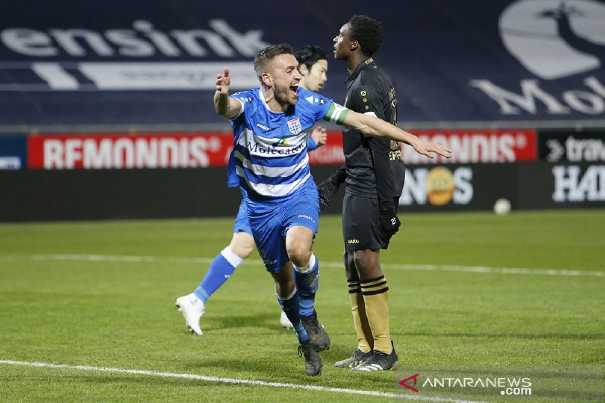 PEC Zwolle mengakhiri tren buruk saat hantam Heerenveen 4-1