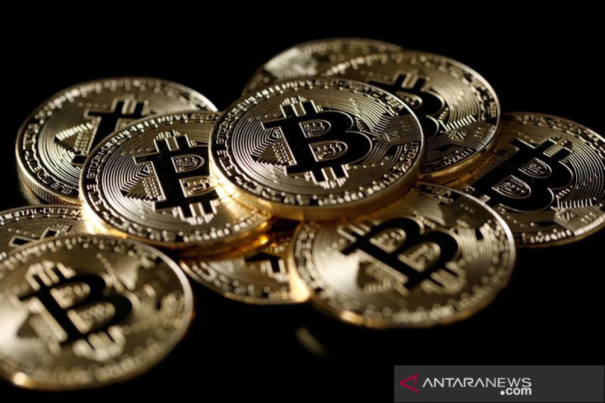 Bitcoin cetak rekor tertinggi jelang IPO