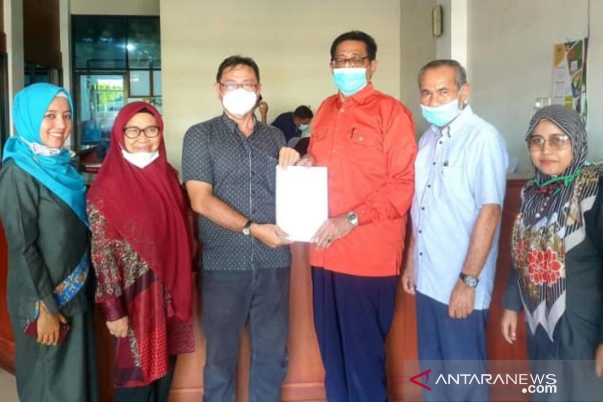 Baznas Agam salurkan zakat Rp1,08 miliar