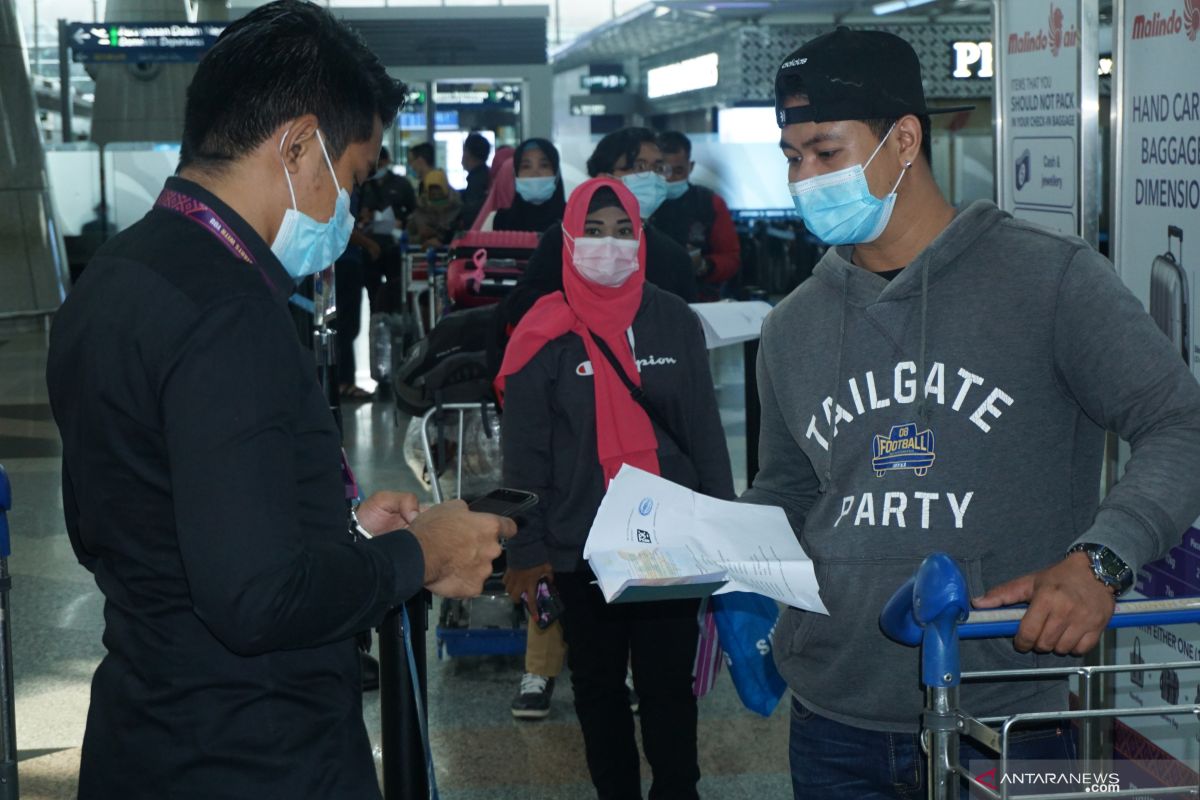 179 PMI pulang ke Surabaya  dari KLIA