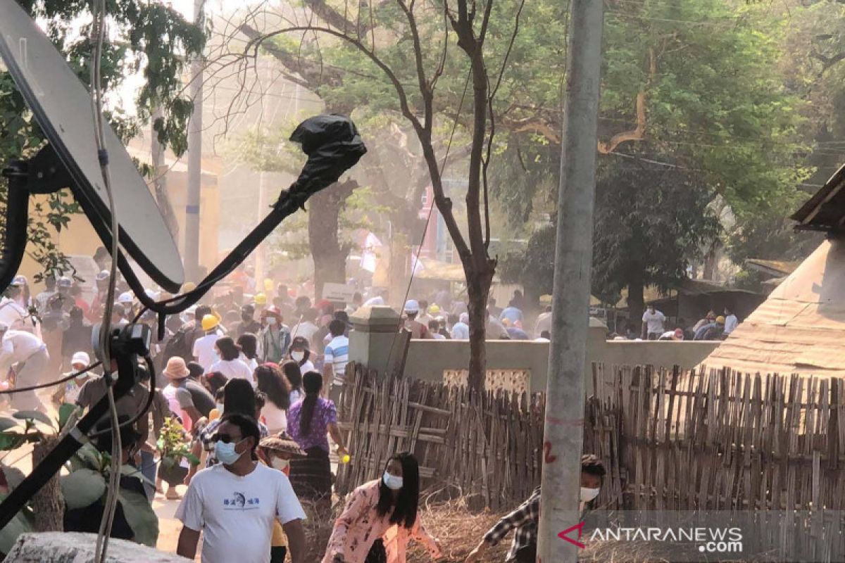 Pasukan keamanan Myanmar bunuh sembilan orang penentang kudeta