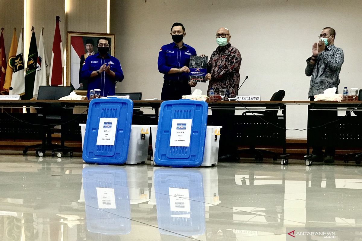 KPU prihatin kemelut Partai Demokrat, pastikan AHY masih ketum