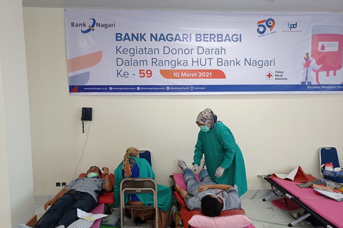 Bank Nagari gelar donor darah, bantu penuhi stok darah PMI