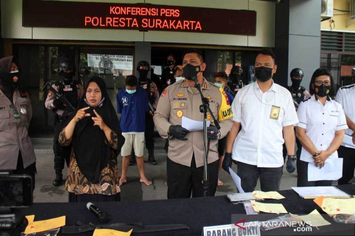 Polisi Solo tangkap tiga pengeksploitasi seksual gadis di bawah umur