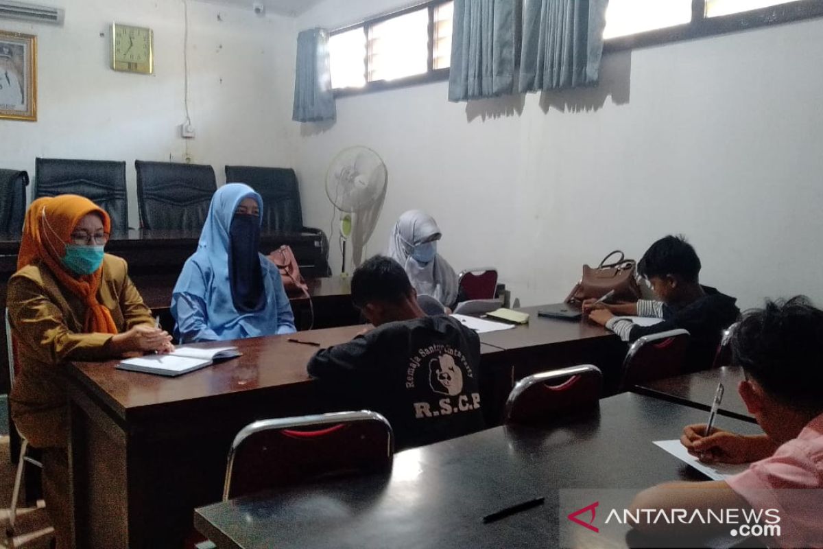 Dinas Sosial PPPA Padang Pariaman lakukan pendampingan psikologis pada anak korban kekerasan seksual.