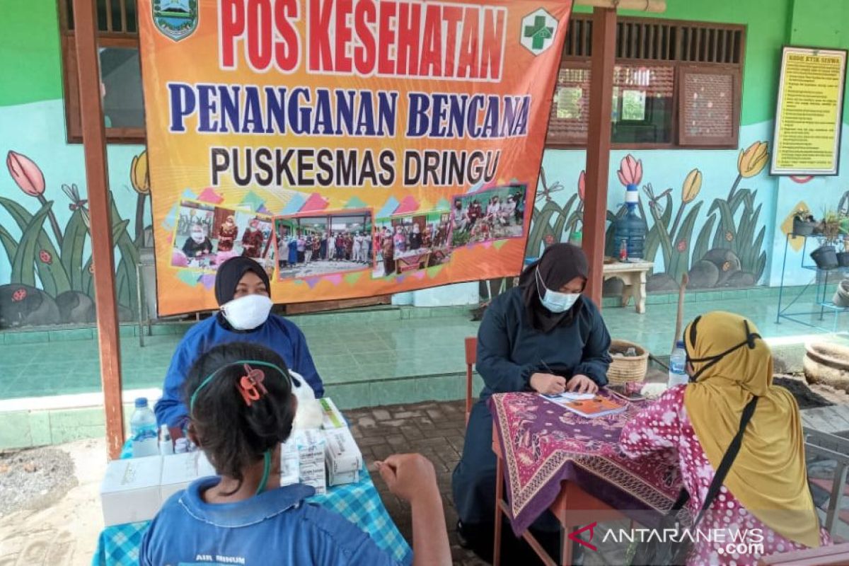 Dinkes Probolinggo menyiapkan posko kesehatan warga terdampak banjir