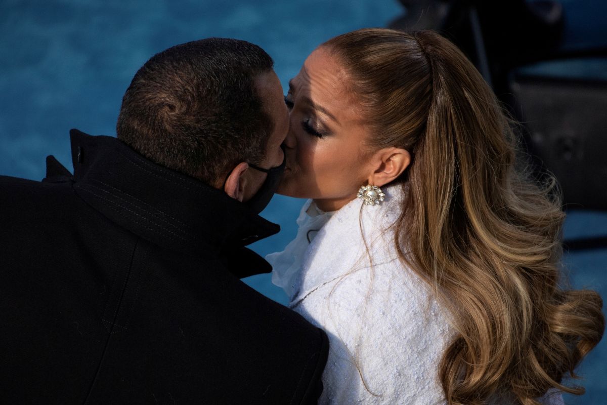 Hampir 4 tahun bersama, Jennifer Lopez dan Alex Rodriguez dikabarkan berpisah