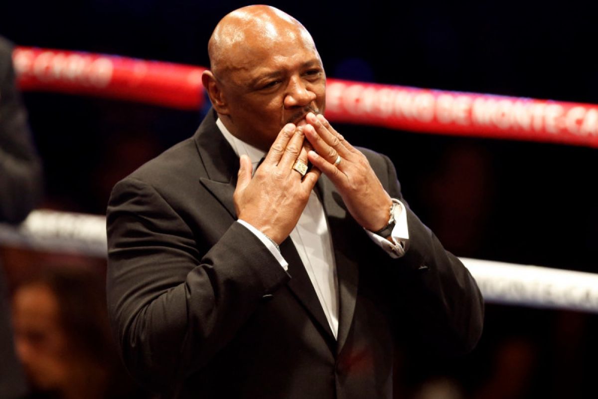 Mantan juara dunia tinju Marvin Hagler meninggal