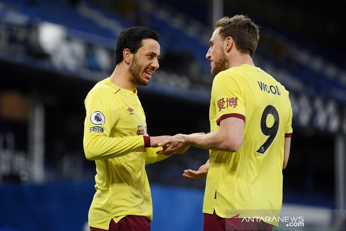 Burnley melengkapi kemenangan ganda Merseyside setelah tundukkan Everton