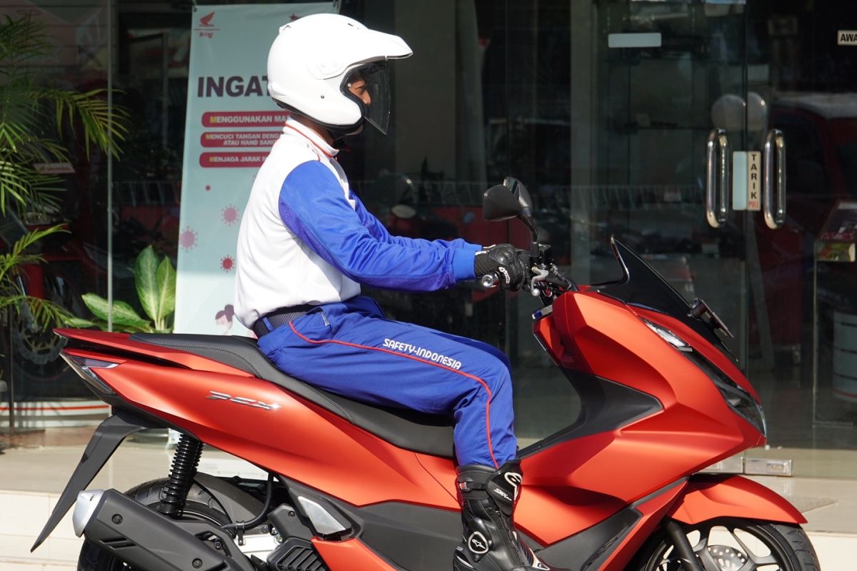 Tips"riding" dengan postur benar agar tidak mudah lelah