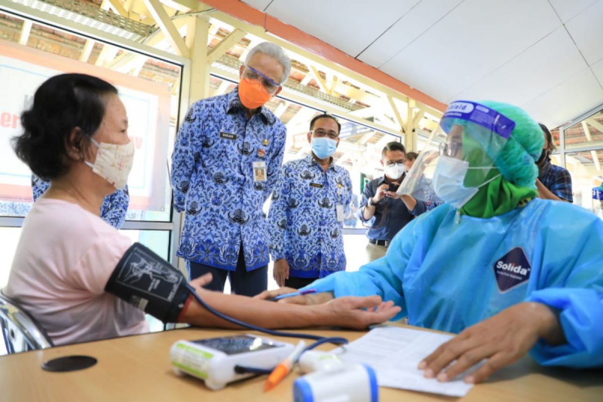 Kurangi angka kematian, Dinkes Jateng dorong percepatan vaksinasi lansia