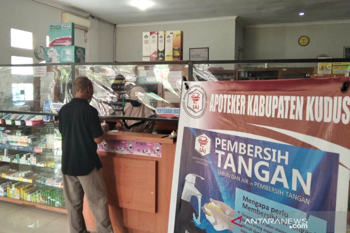 Pandemi, laba Apotek Pemda Kudus melejit