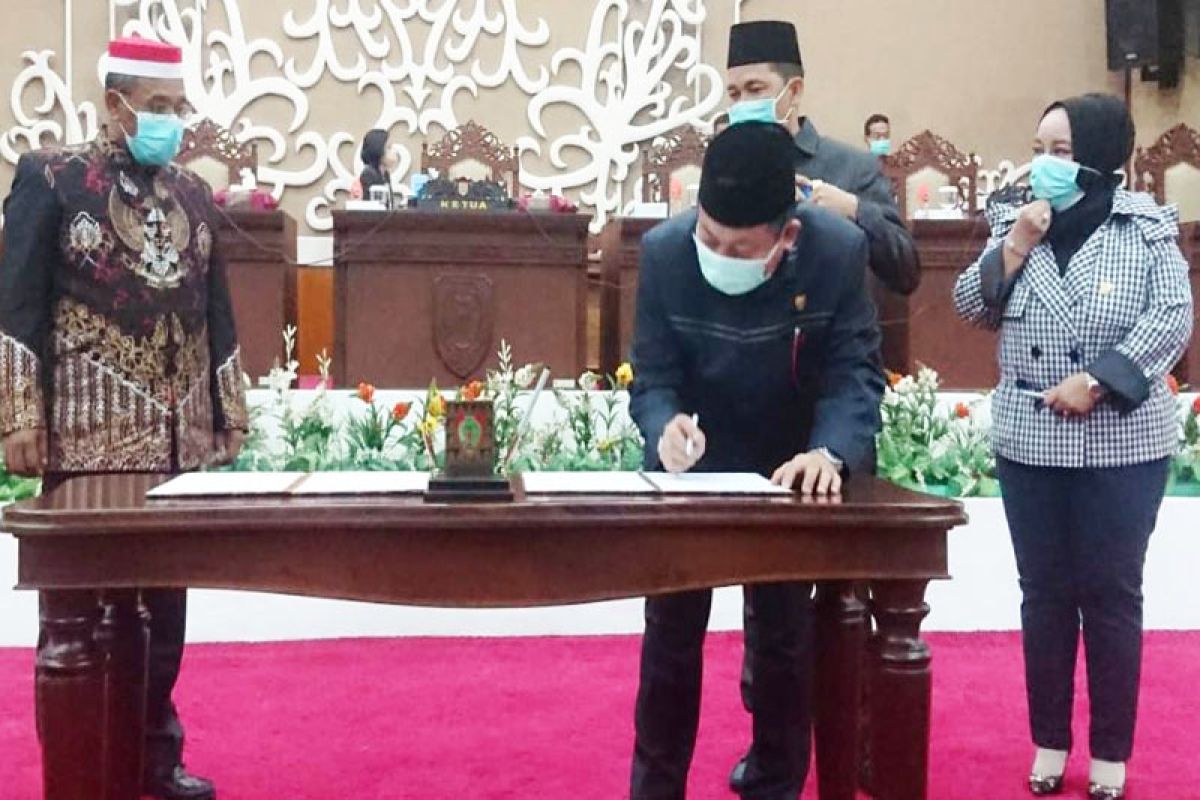 DPRD dan Pemprov Kalteng setuju empat raperda jadi perda