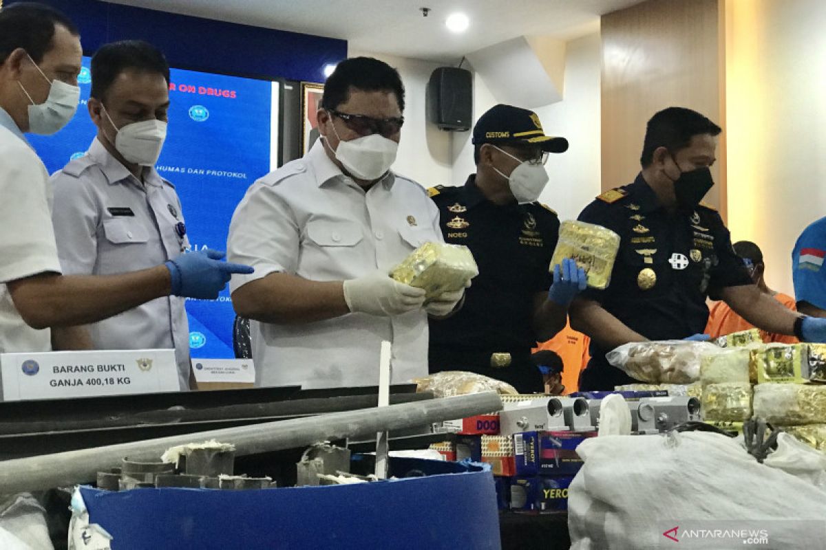 BNN menyita 87,47 kg sabu dan 400,18 kg ganja jaringan Malaysia-Madura