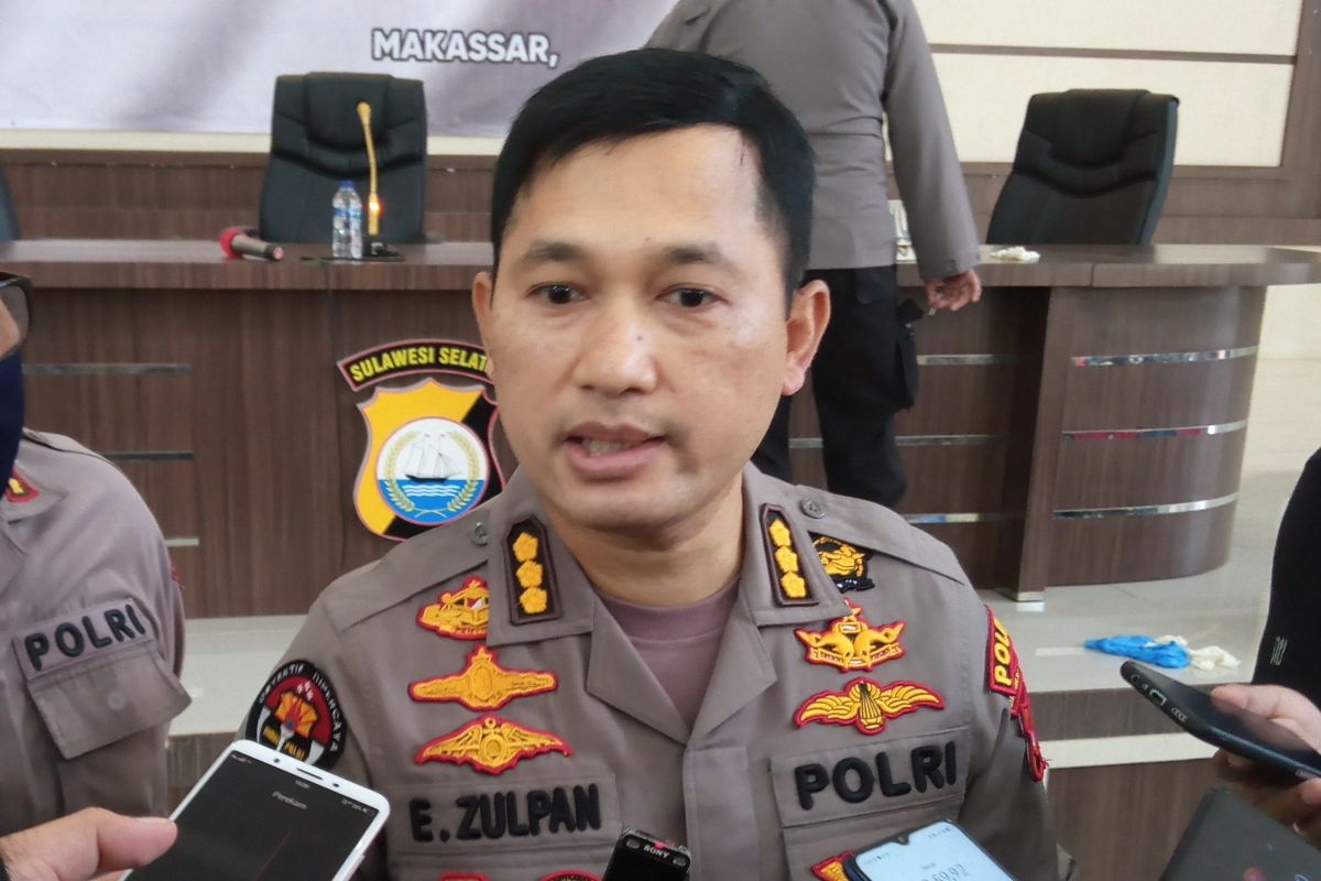 Polisi pastikan ada korban jiwa dalam ledakan di Gereja Katedral Makassar