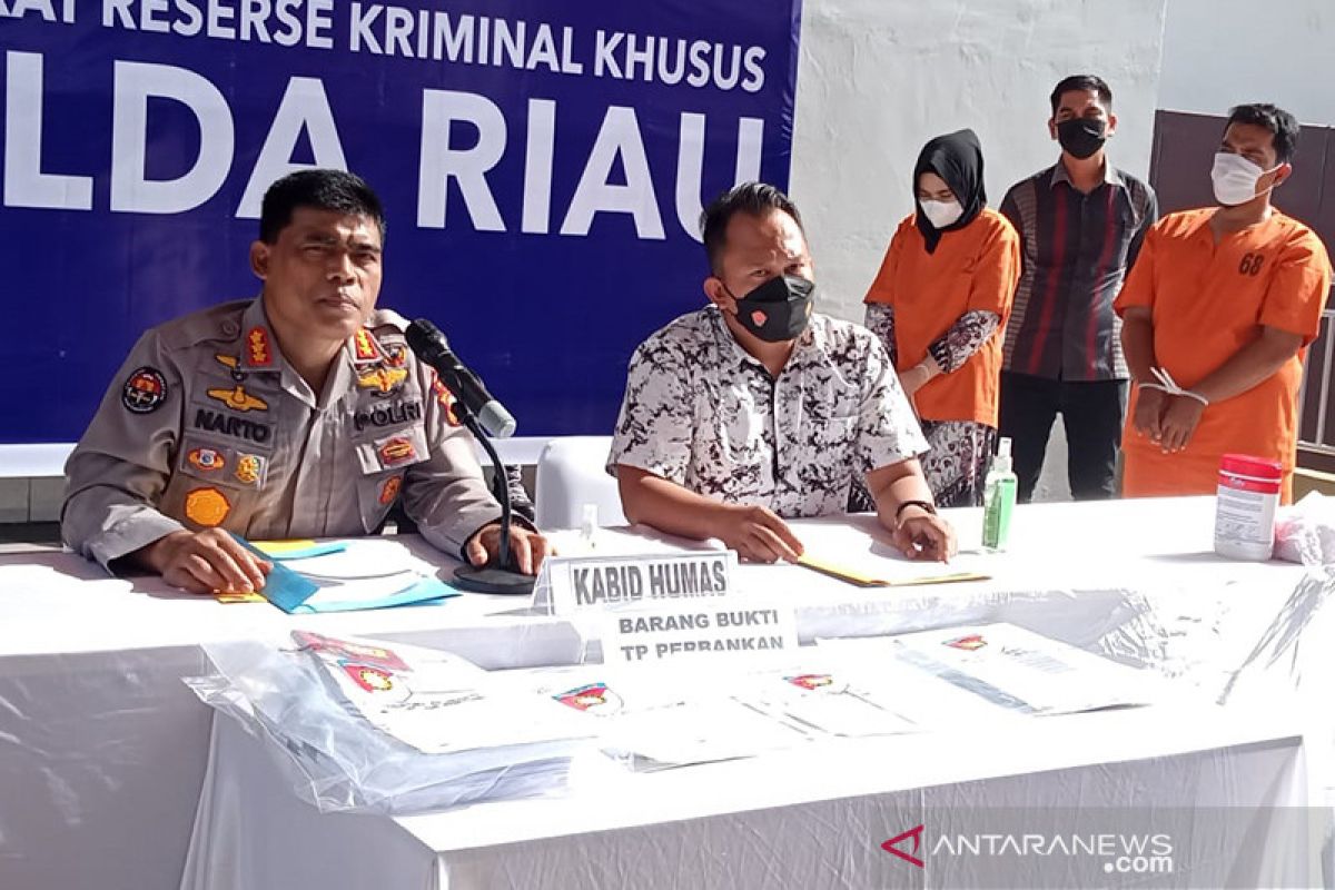 Wah, dua pegawai bank pemerintah di Riau curi uang nasabah Rp1,3 miliar