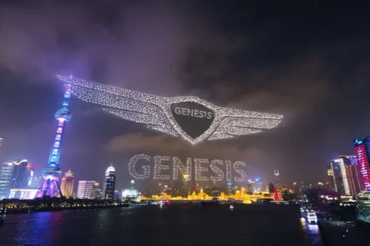 Genesis memecahkan rekor terbangkan 3.281 drone di langit China