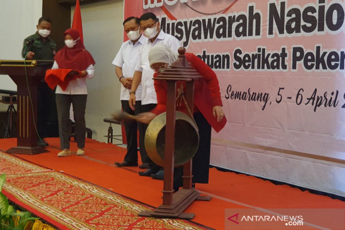 Soal THR, Menaker tunggu  laporan Dewan Pengupahan dan Tripartit