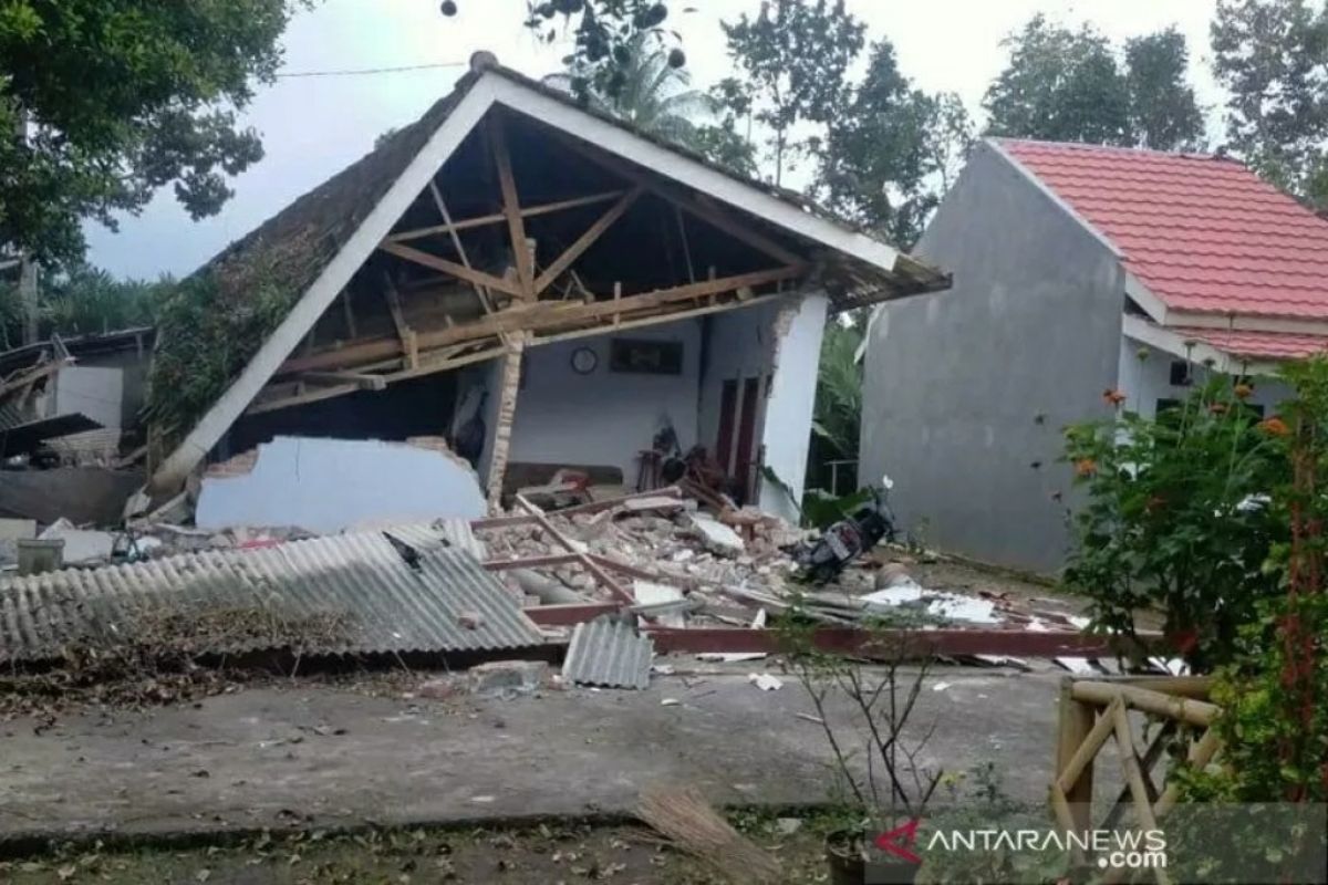 Getaran gempa Malang terasa hingga Yogyakarta