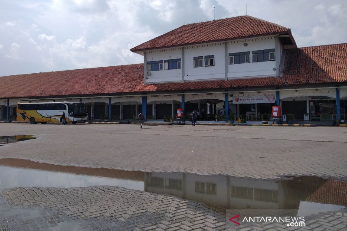 Terminal Induk Jati Kudus masih sepi penumpang di masa pandemi