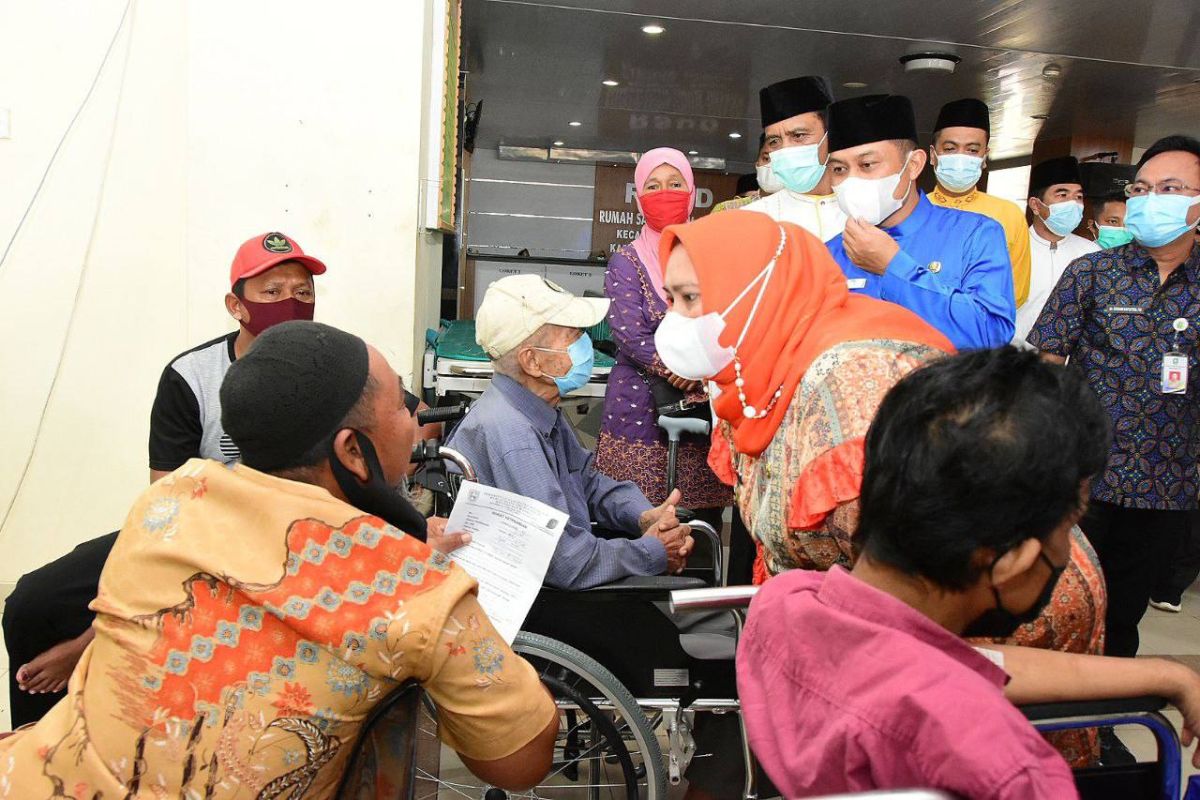 Sidak ke RSUD Mandau, Bupati Bengkalis pastikan obat ready stock