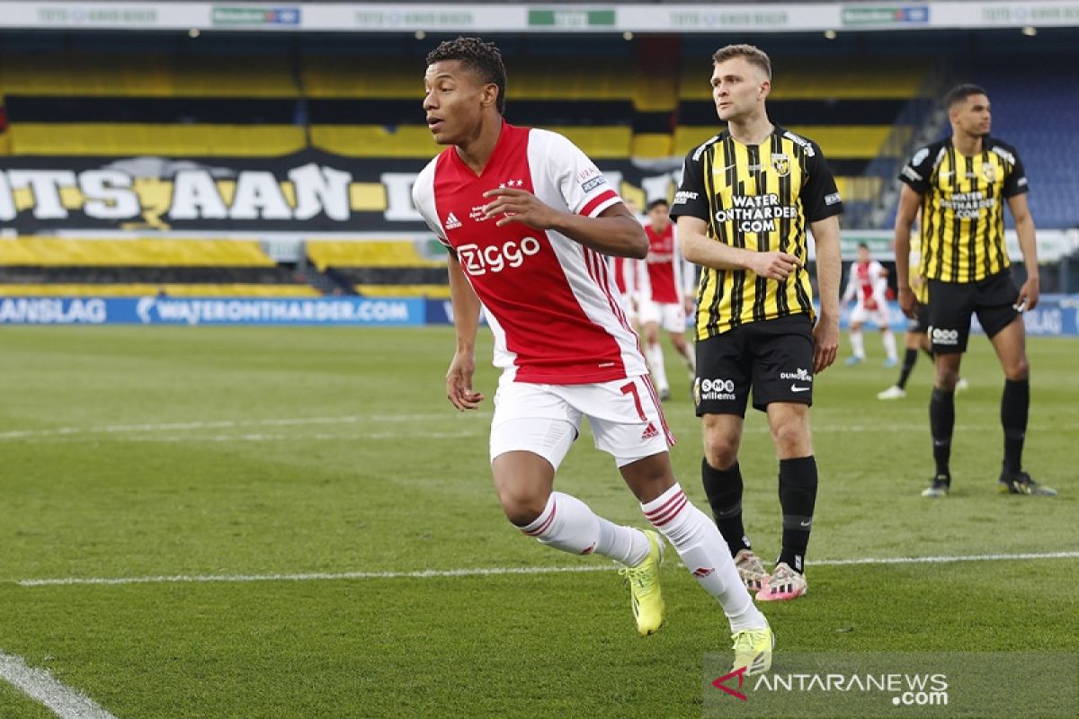 Ajax juarai Piala KNVB Beker