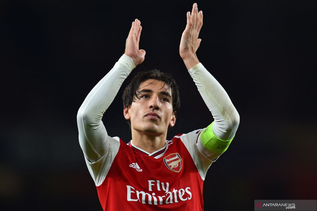 Barcelona akan pulangkan Hector Bellerin bila Sergino Dest hengkang