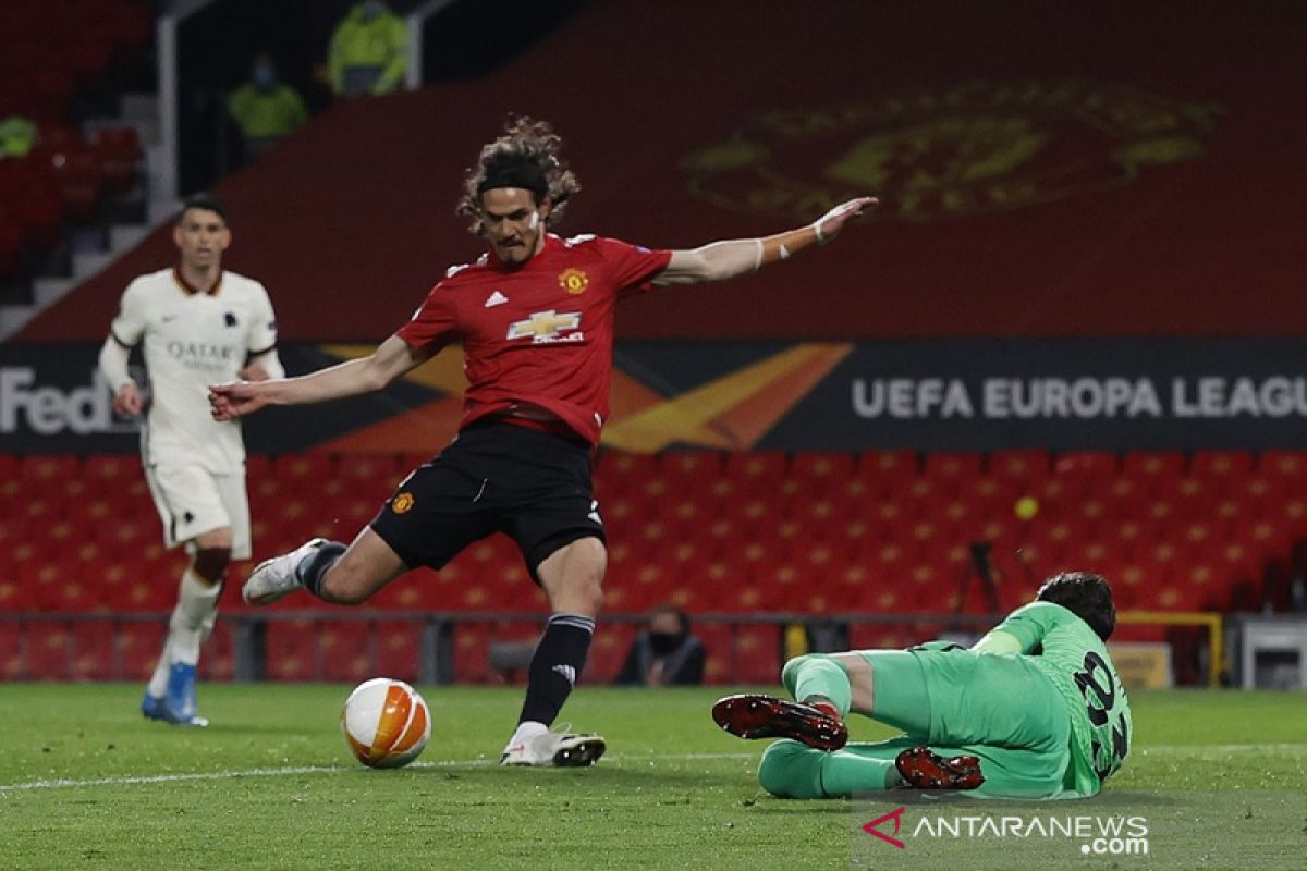 MU bungkam Roma 6-2, Cavani sumbang dua gol