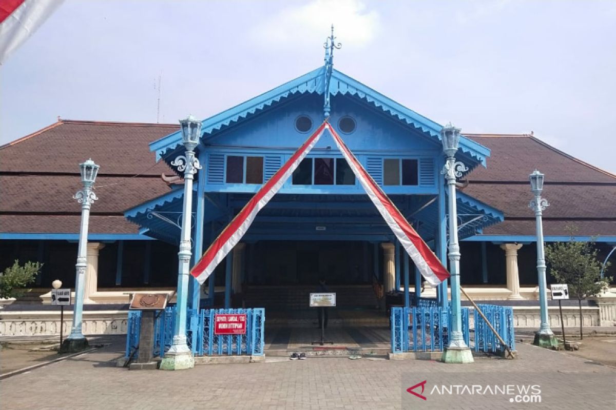 Masjid Agung Solo selenggarakan Shalat Idul Fitri 1442 H dengan prokes ketat