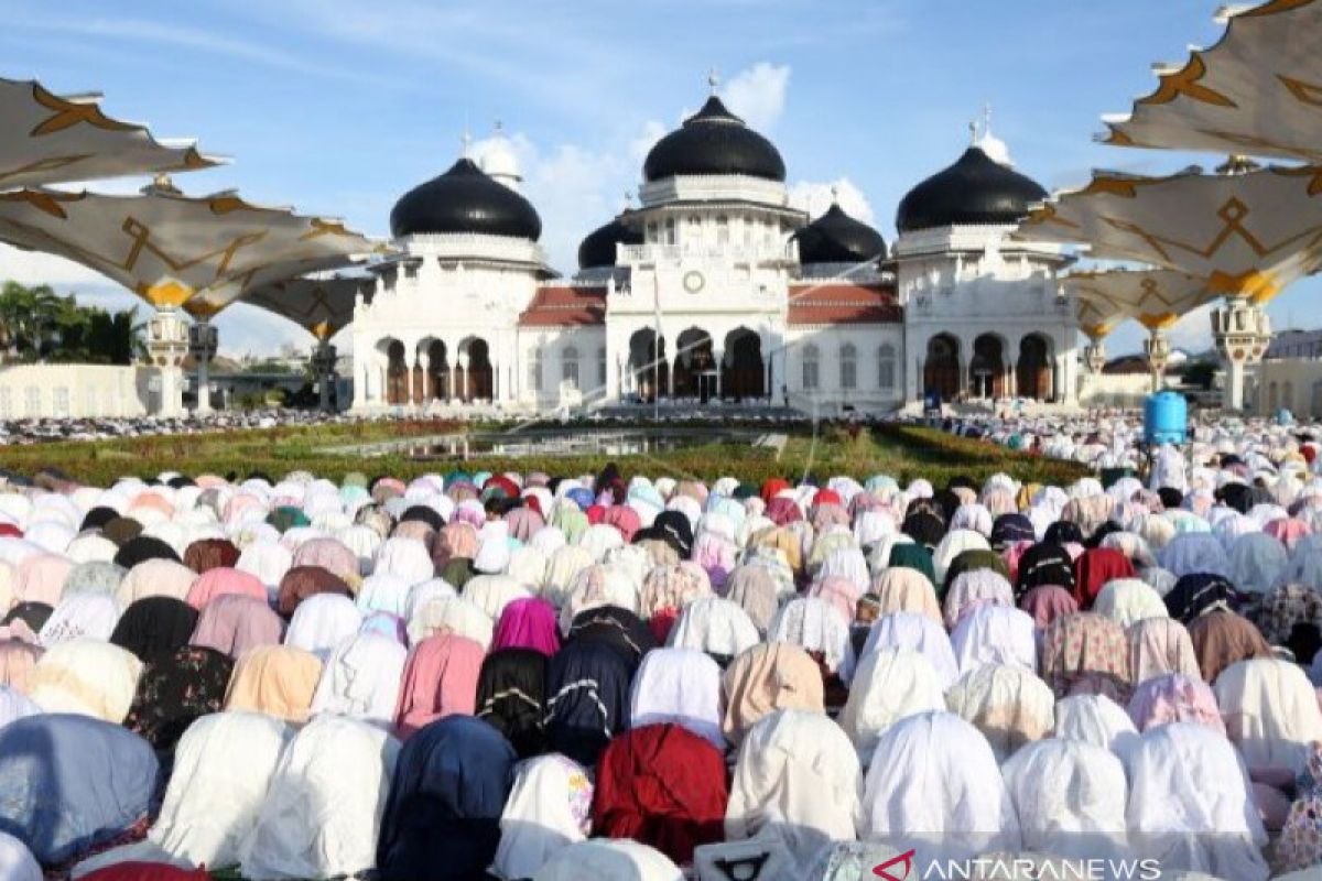 Satgas:Shalat Idul Fitri boleh dilaksanakan di masjid atau lapangan terbuka