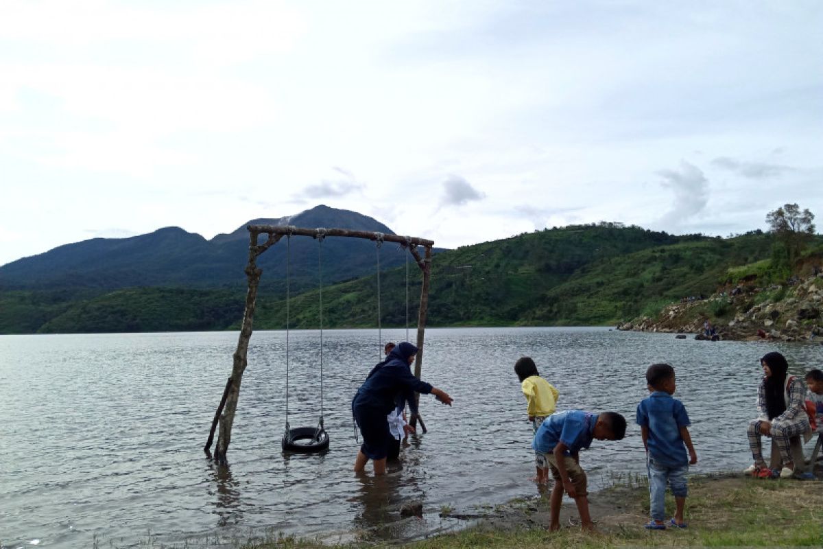 Pokdarwis Danau Talang kembangkan potensi wisata di Danau Talang