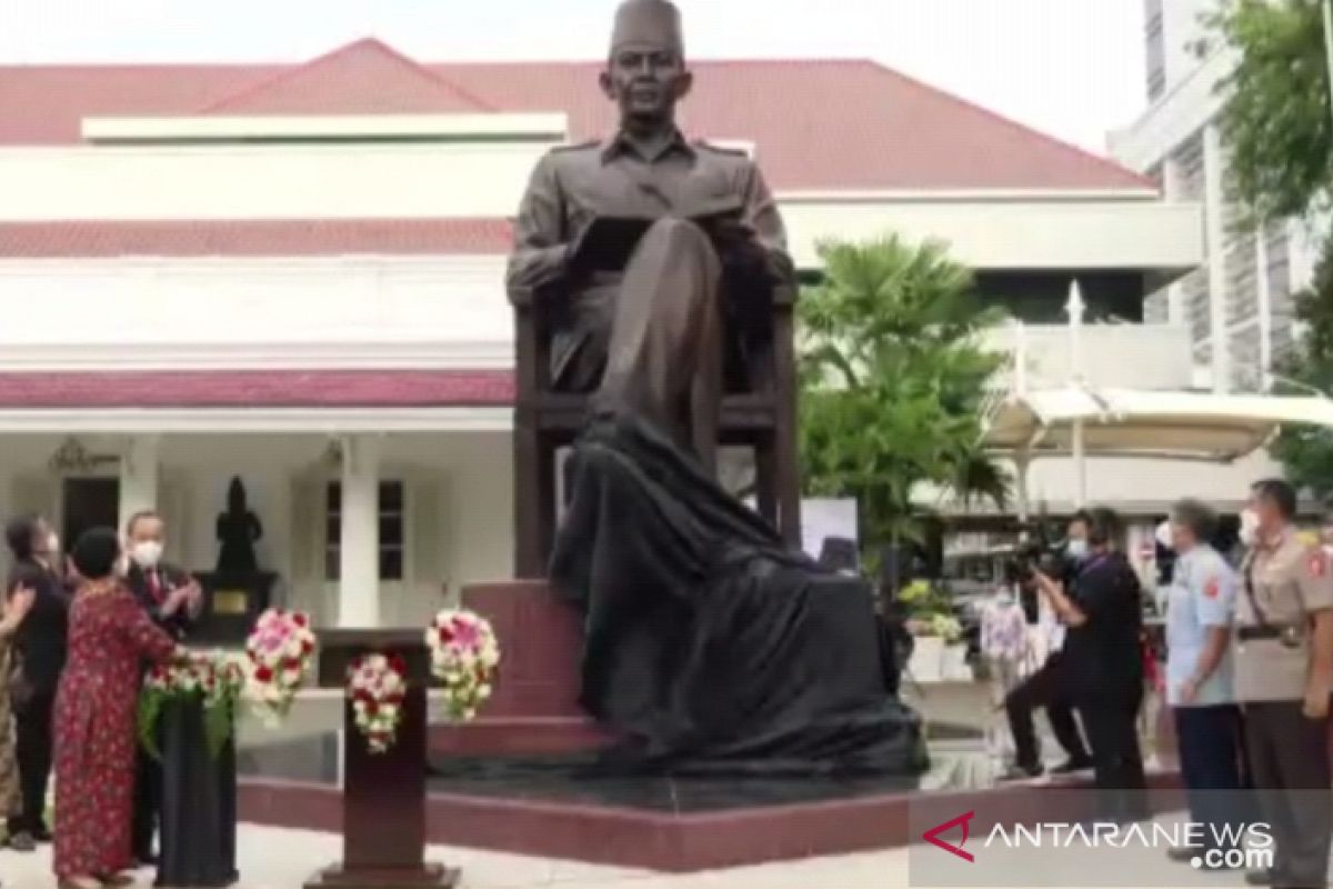 Megawati Soekarnoputri resmikan Monumen Bung Karno di Lemhannas