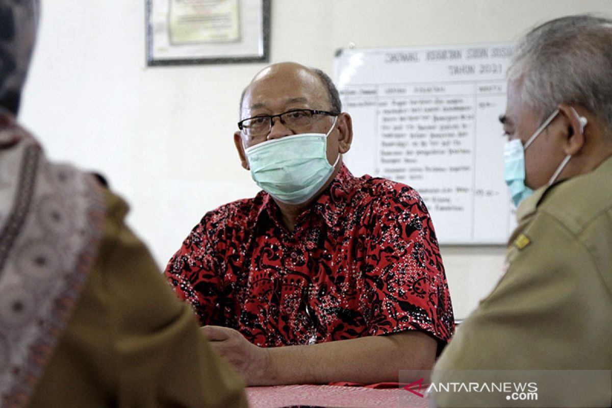 Pernyataan korupsi bansos Rp100 T spekulatif dan kontroversial