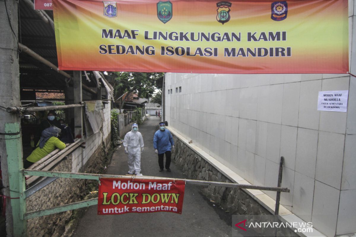 Warga terkonfirmasi COVID-19 di Cilangkap bertambah jadi 104