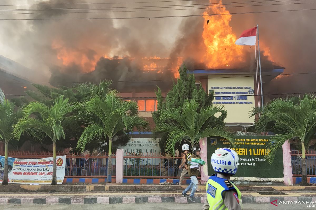 Kebakaran SMKN 1 Luwuk,  api diduga dari rumah penjaga sekolah