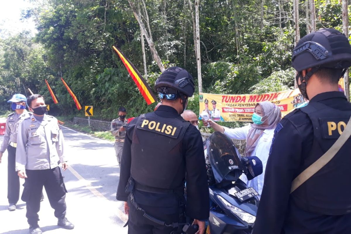 Polres Pasaman perpanjang penyekatan di dua pos perbatasan hingga 31 Mei 2021