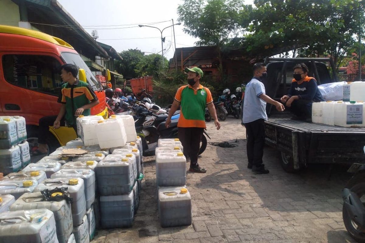 Rumah Sosial Kutub kumpulkan limbah minyak jelantah untuk diolah jadi B100