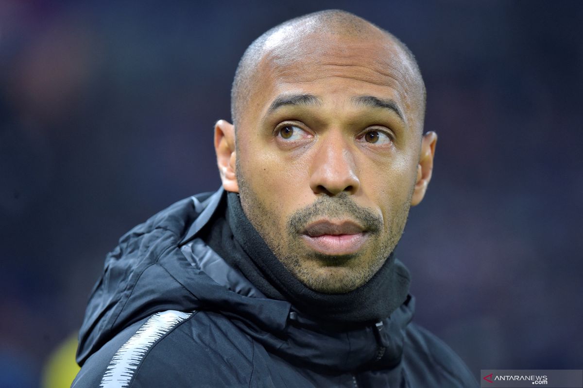 Thierry Henry mundur melatih timnas Prancis U-23 karena alasan pribadi