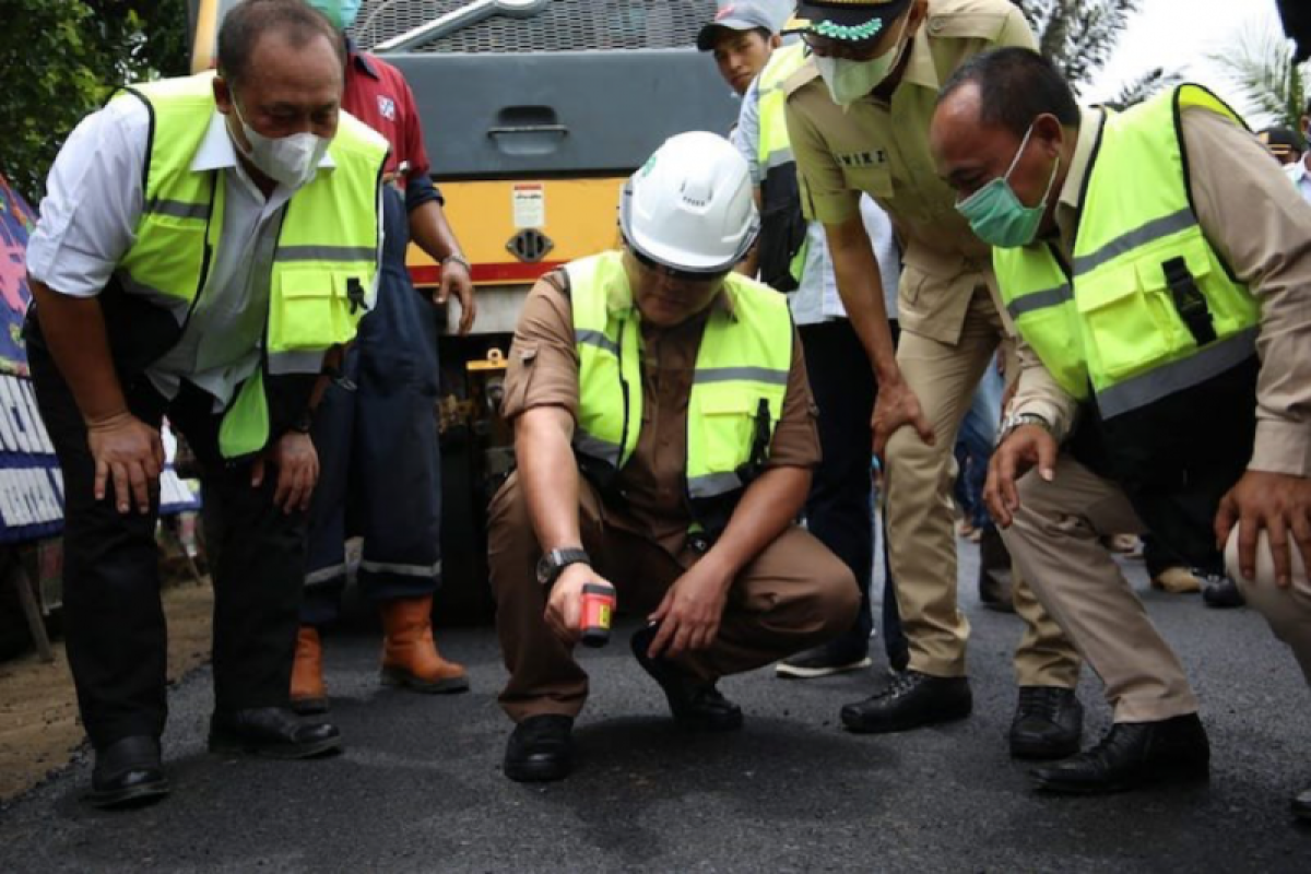 Mendorong hilirisasi komoditas, untuk mendongkrak perekonomian di tengah pandemi