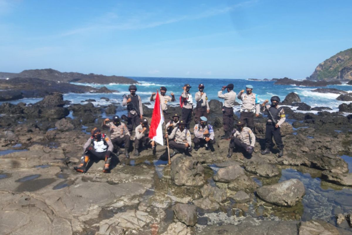 Polres Lombok Barat memantau pulau terluar dekat Australia