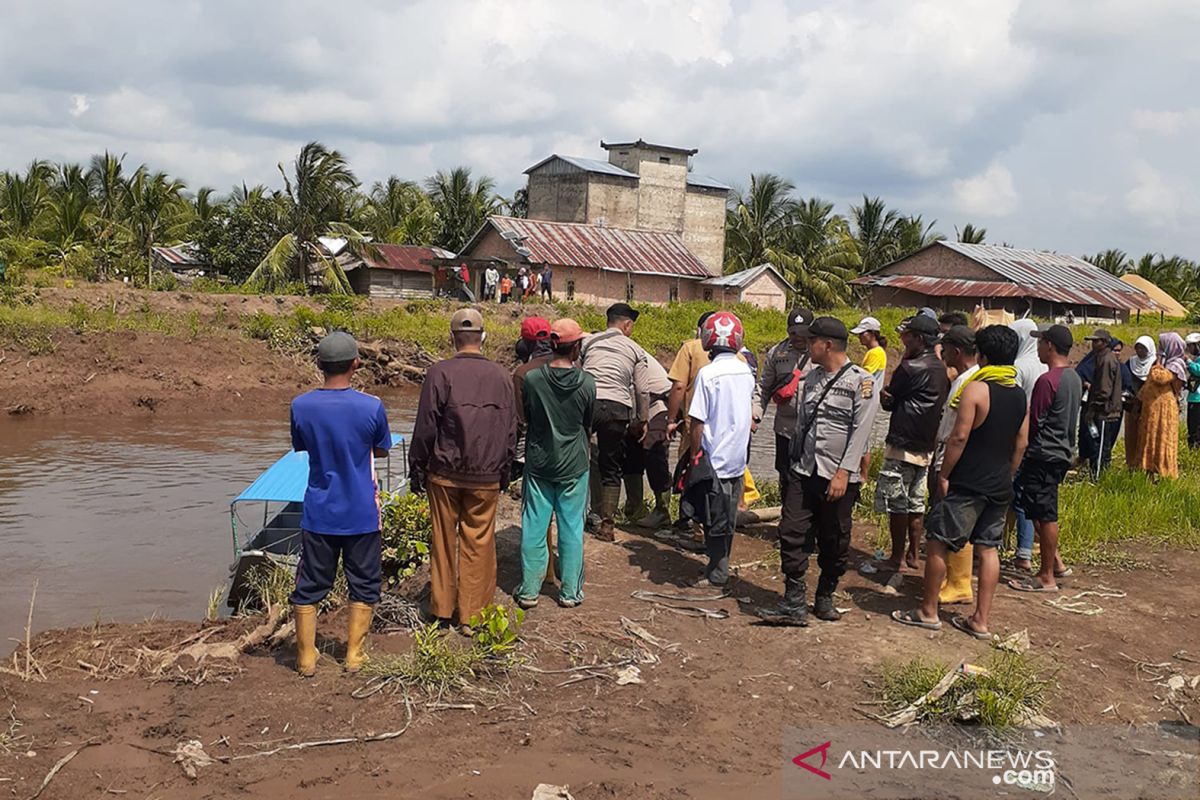 Tim gabungan masih mencari perempuan korban terkaman buaya di Banyuasin