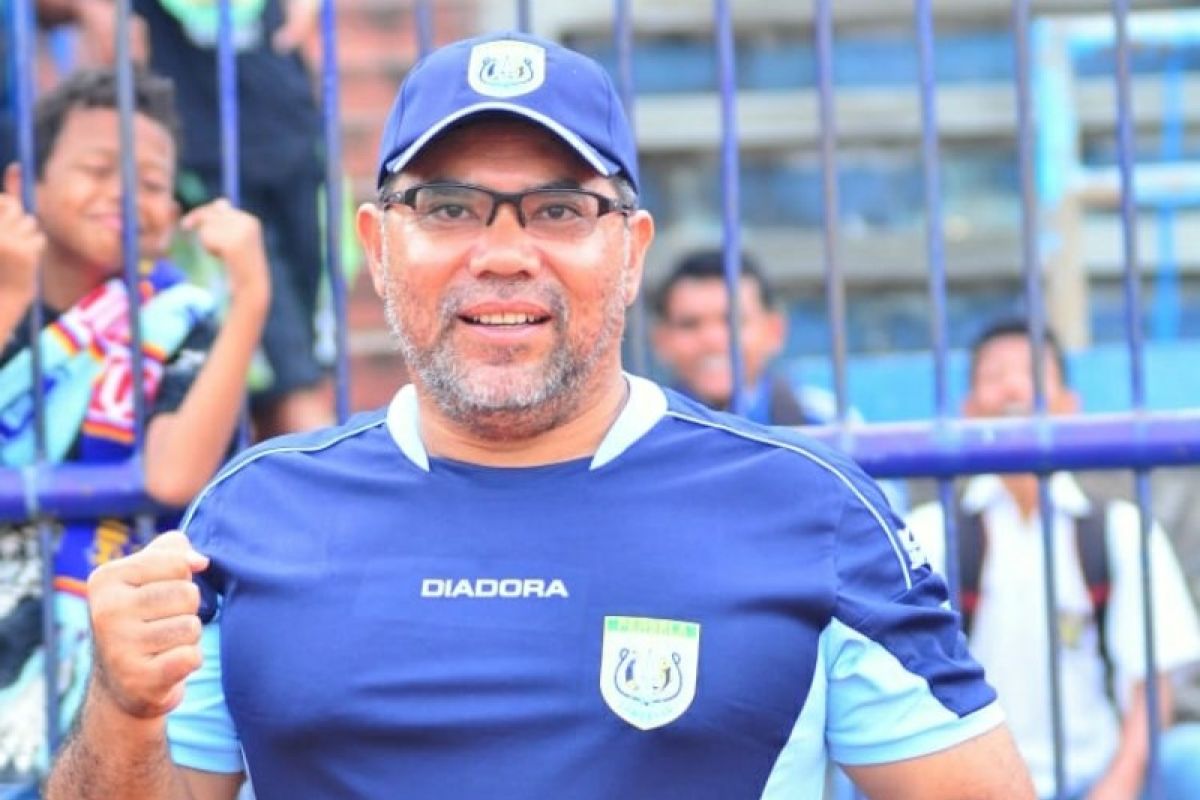 Pelatih Persela senang sekaligus waspada jelang laga kontra Persipura Jayapura