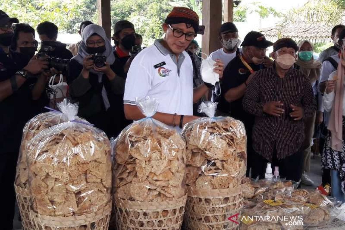 Menparekraf  Sandiaga Uno nyatakan desa wisata adalah simbol kebangkitan ekonomi nasional