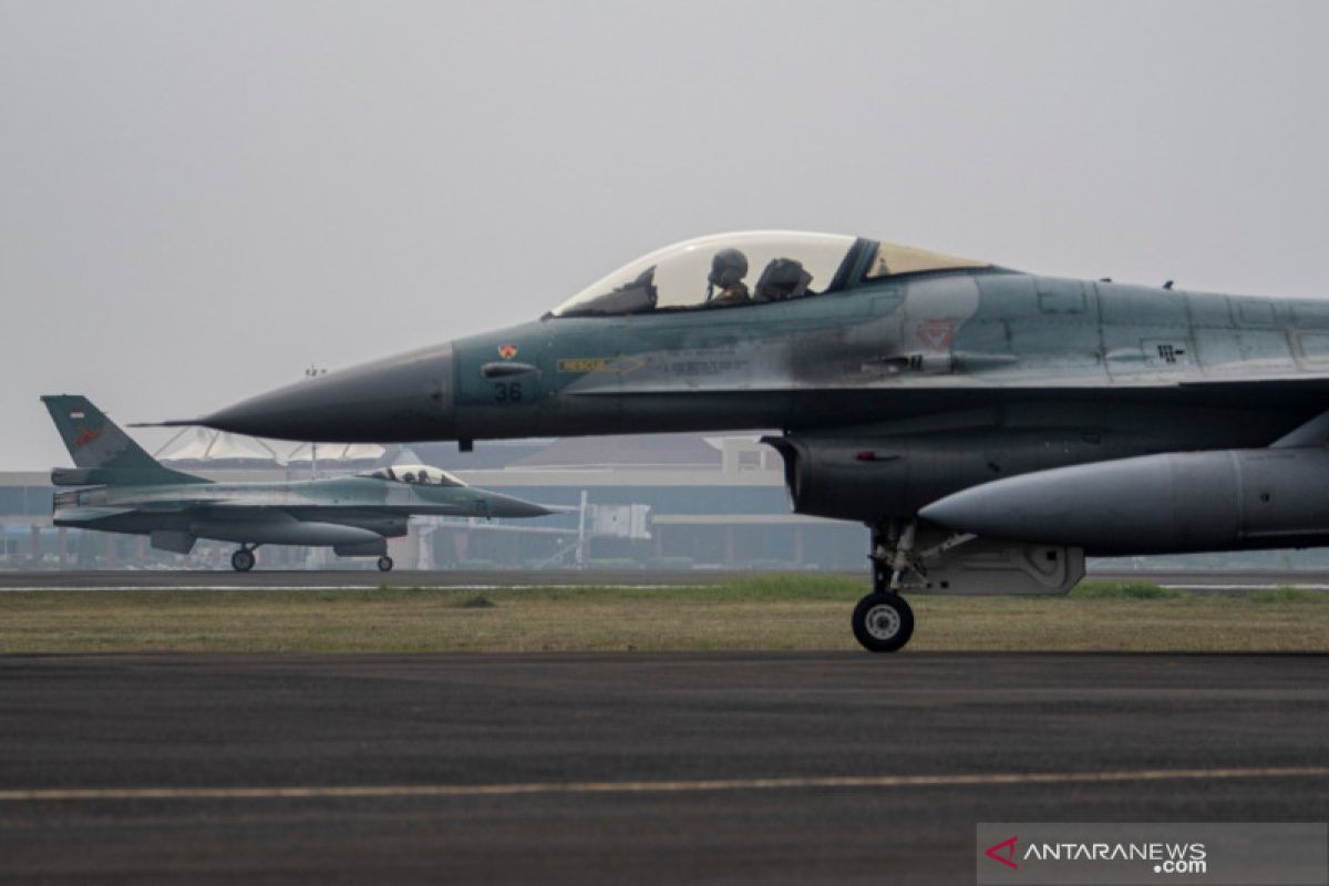 10 jet tempur TNI AU Pekanbaru mendarat di Lanud SMH Palembang, ada apa?